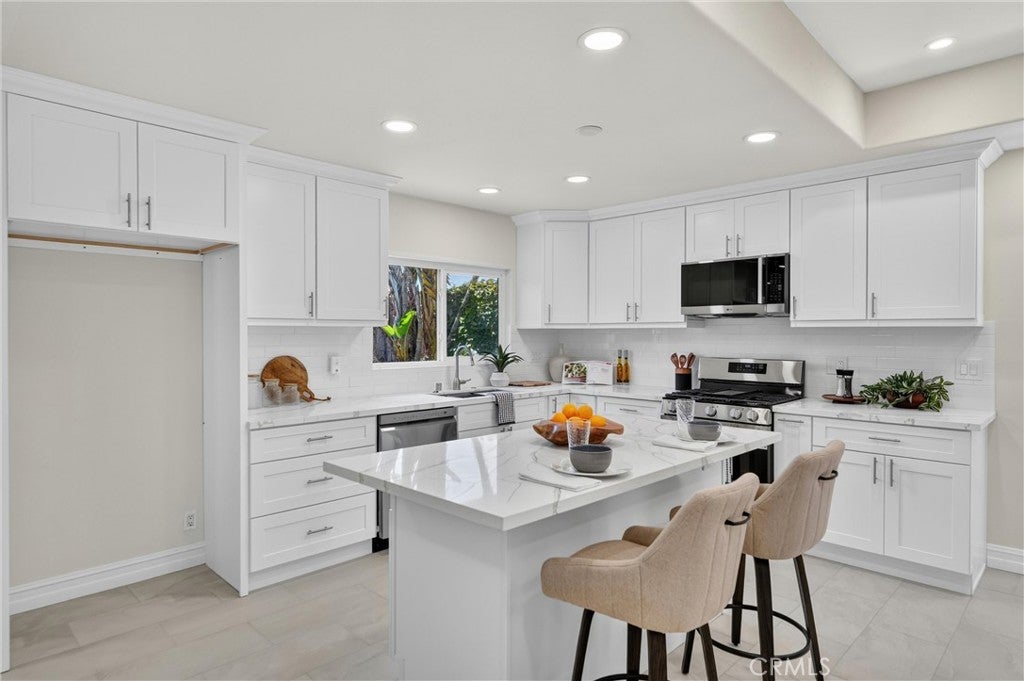 20911 Charwood