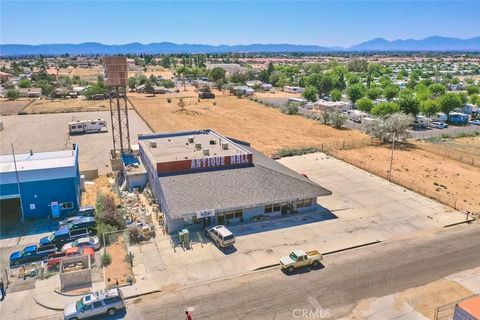 Photo of 16937 Walnut Street, Hesperia, CA 92345 (MLS # HD26028592)