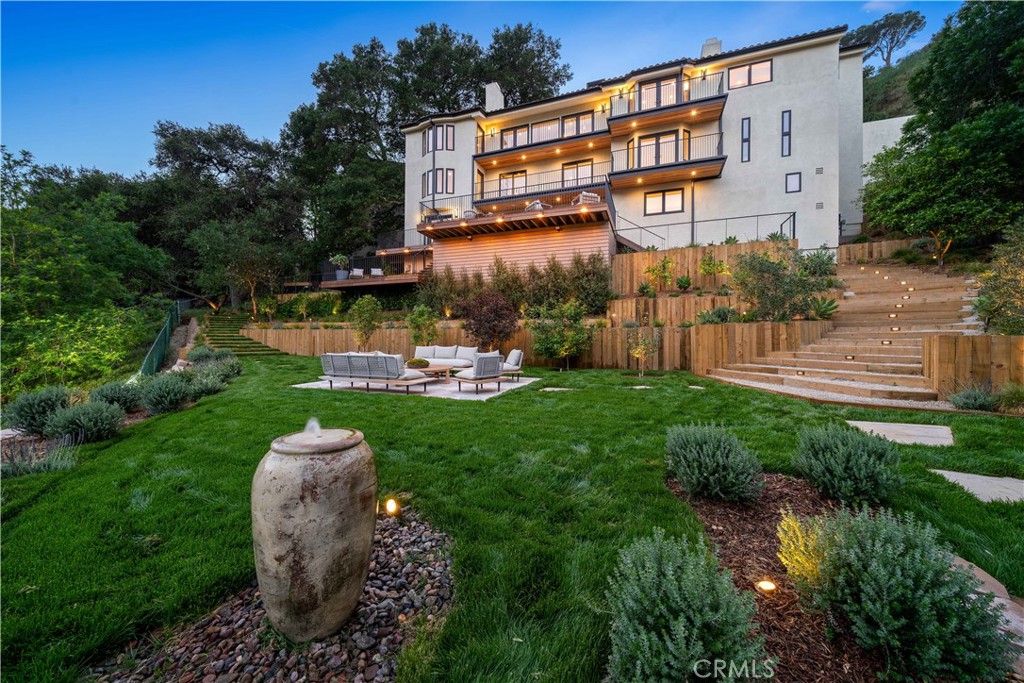 3636 Camino De La Cumbre