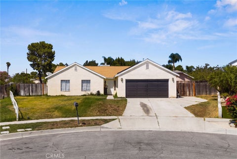 Photo of 254 Hawthorne Street, Rialto, CA 92376 (MLS # IG26181715)