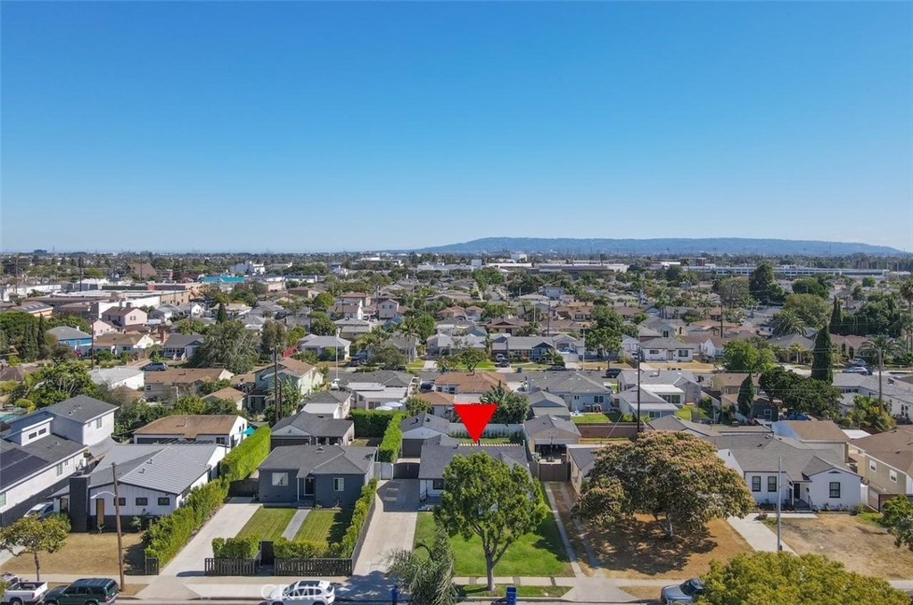 3158 W 153rd Street