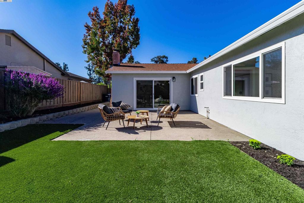 RHONEWOOD PARK - Residential