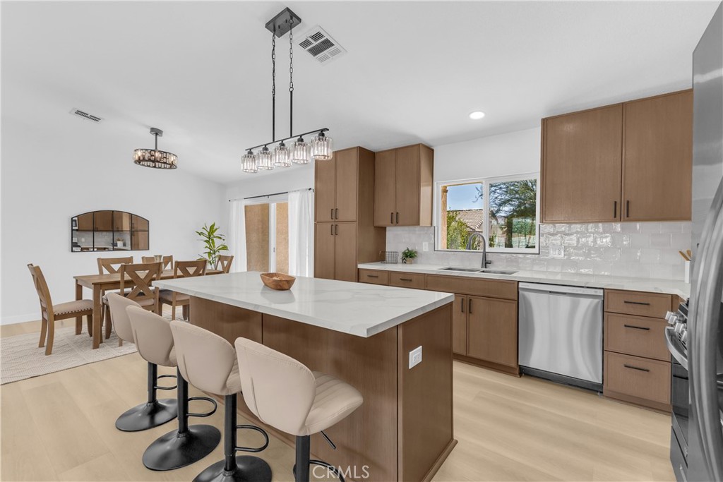 Mission Lakes (34101) - Residential