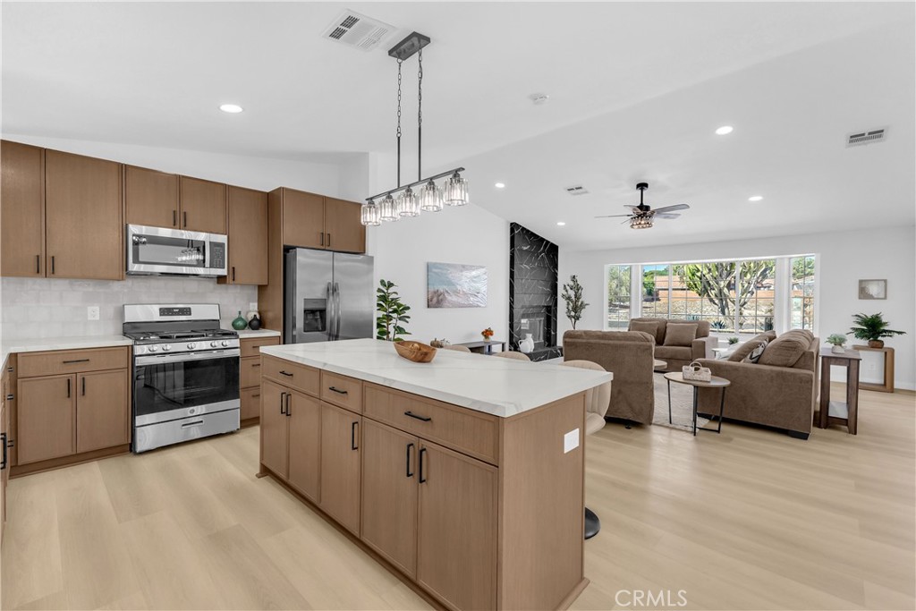 Mission Lakes (34101) - Residential