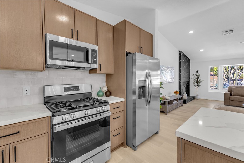 Mission Lakes (34101) - Residential