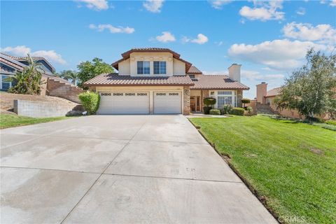 Photo of 6769 N Chason Way Way, San Bernardino, CA 92407 (MLS # IV25216122)