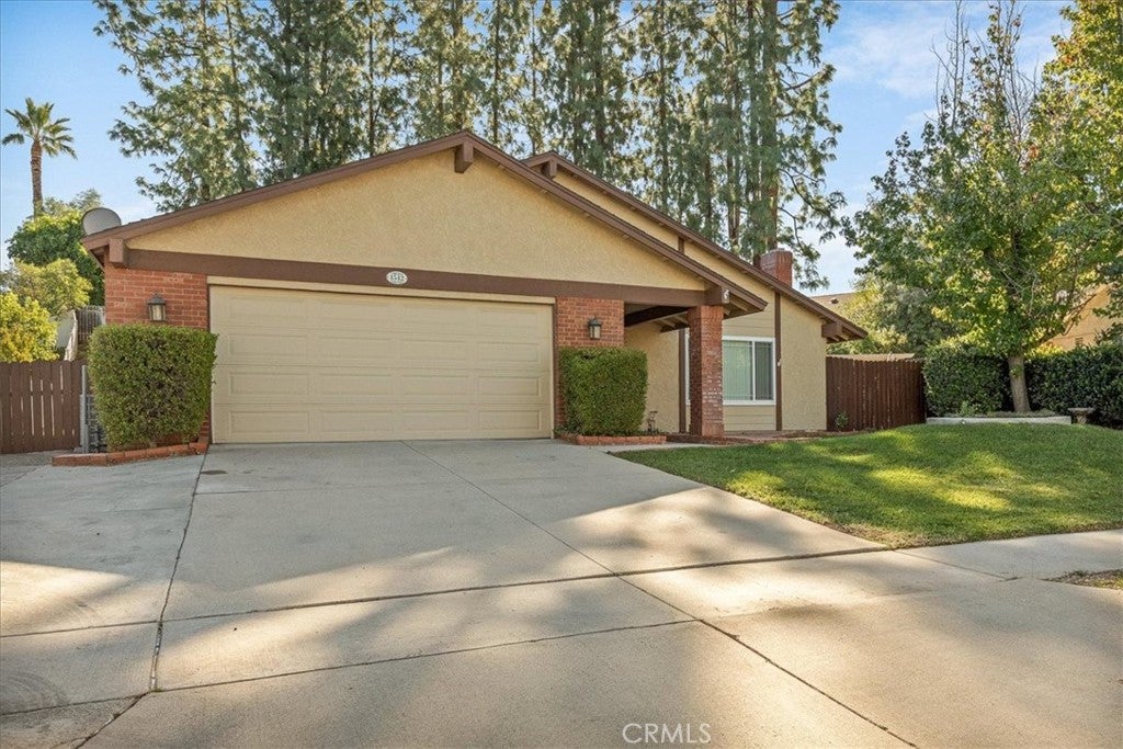 1542 Powell