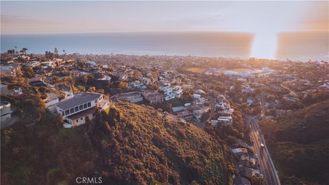 Tiny photo for 641 Canyon View Drive, Laguna Beach, CA 92651 (MLS # LG26017821)