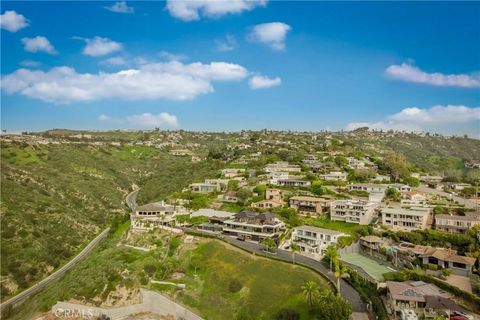 Tiny photo for 641 Canyon View Drive, Laguna Beach, CA 92651 (MLS # LG26017821)