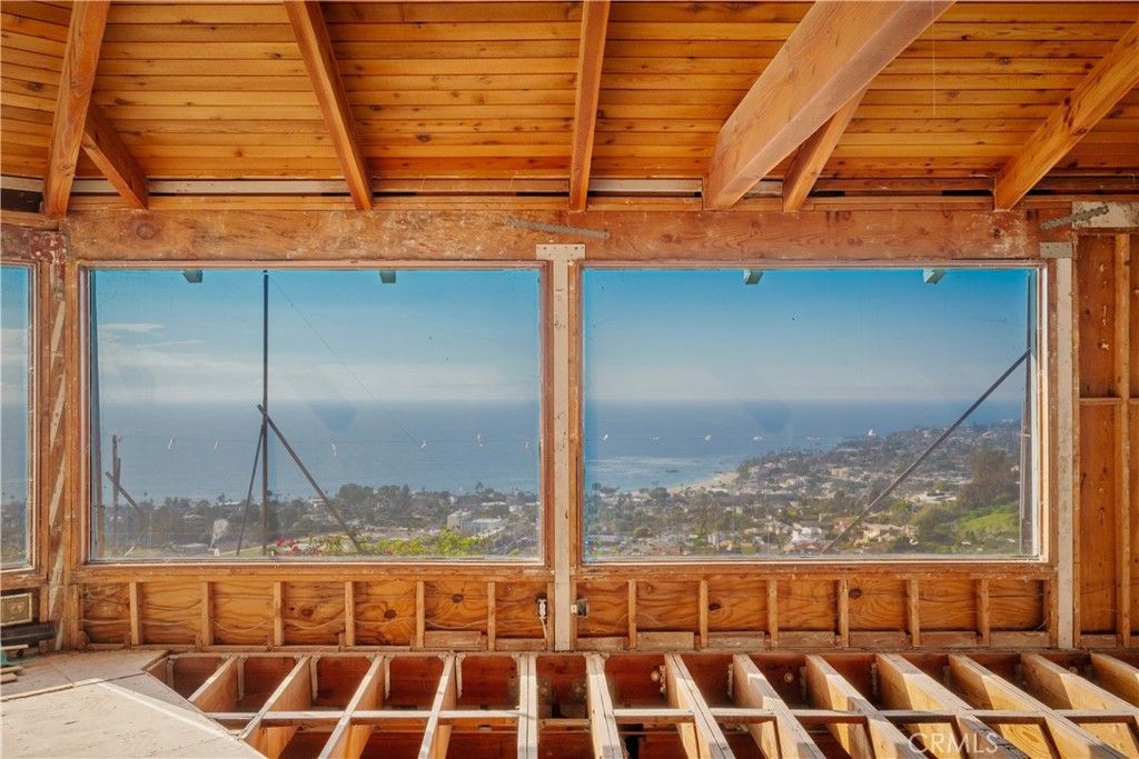 Photo of 641 Canyon View Drive, Laguna Beach, CA 92651 (MLS # LG26017821)