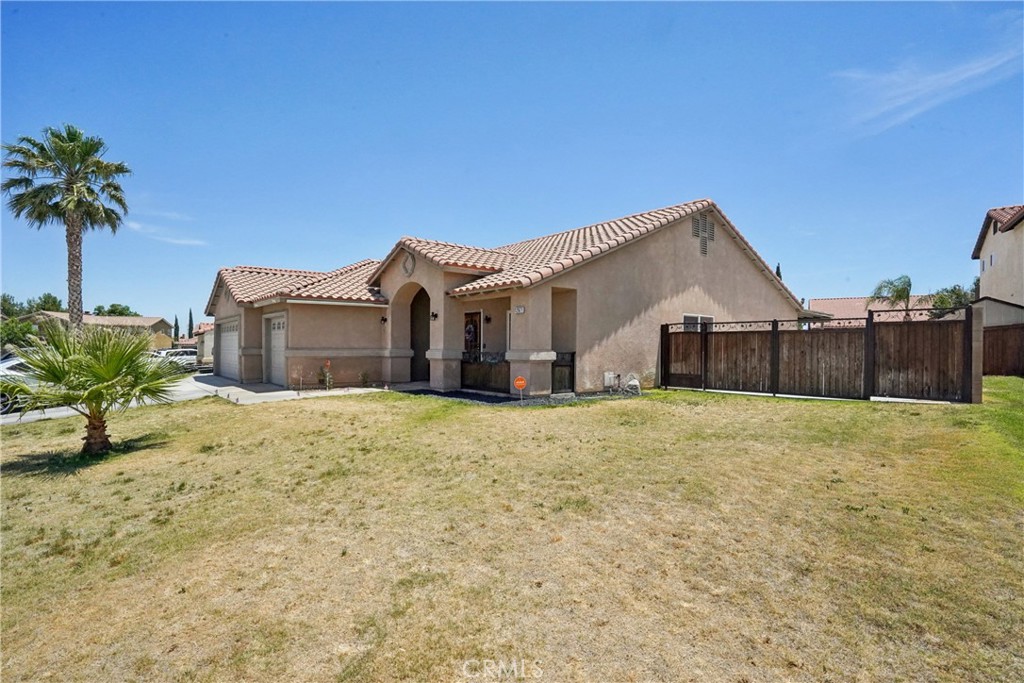 12671 Shorewood Ln