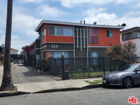 Photo of 620 W 82nd Street, Los Angeles, CA 90044 (MLS # 26634233)