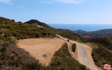 Photo of 2388 Mar Vista Ridge Road, Malibu, CA 90265 (MLS # 25597665) Photo of 2388 Mar Vista Ridge Road, Malibu, CA 90265 (MLS # 25597665)
