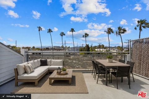 Photo of 615 Hampton Drive #A309, Venice, CA 90291 (MLS # 26840107)