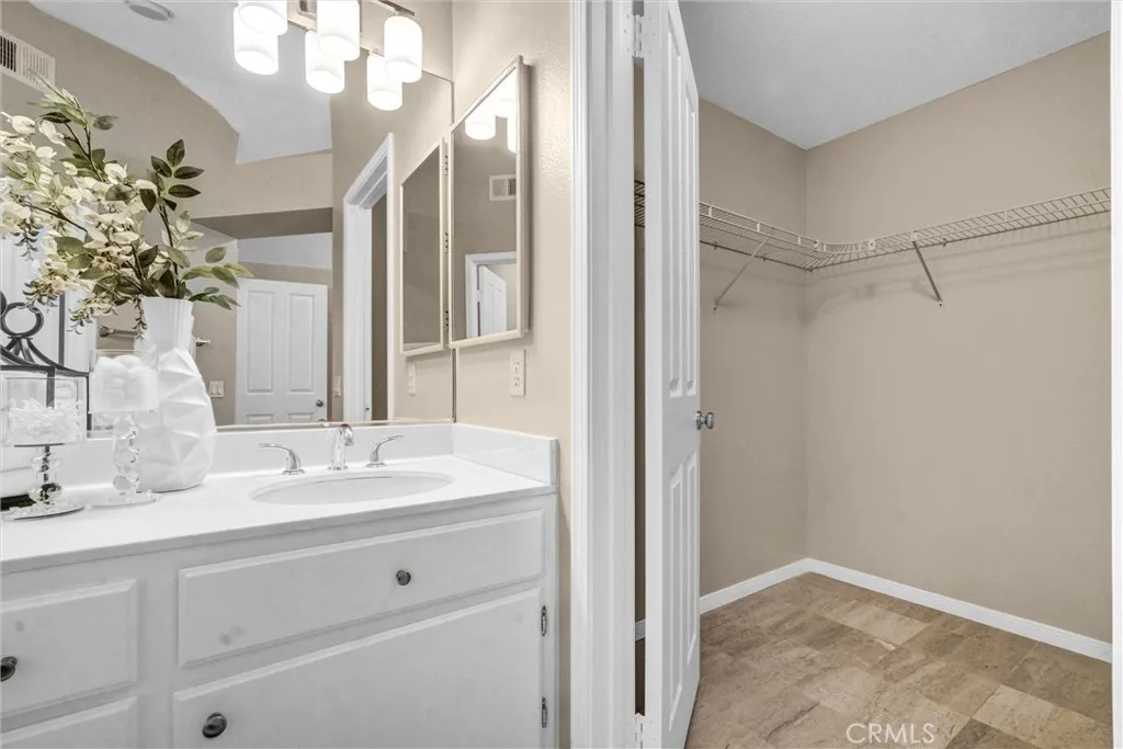 Anaheim Hills, California 92808, United States, 3 Bedrooms Bedrooms, ,3 BathroomsBathrooms,Residential,Active,153645