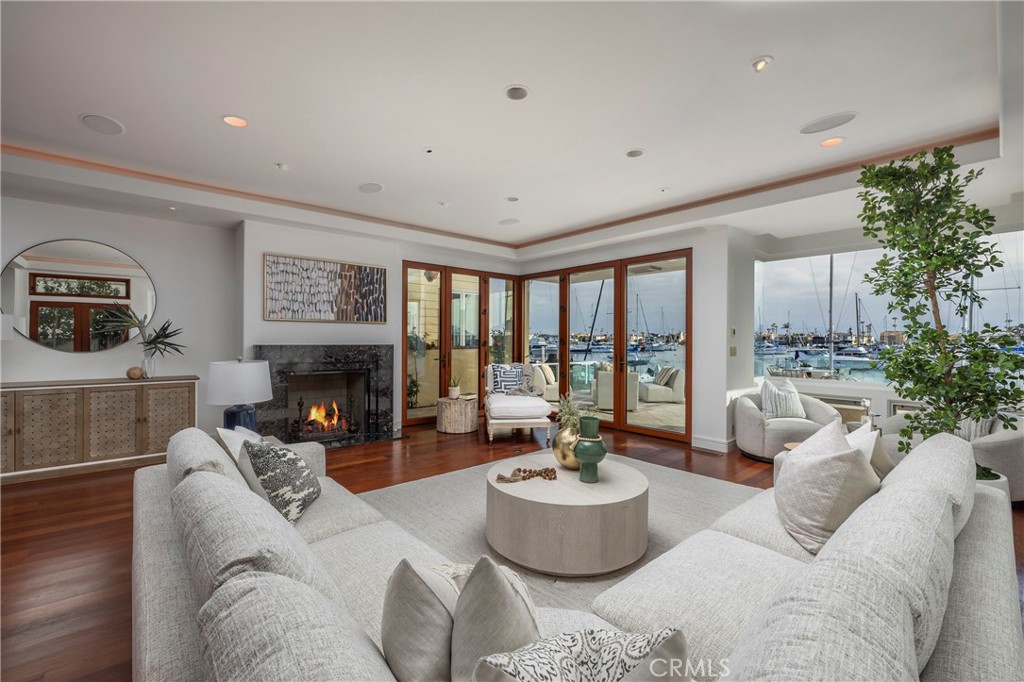 Lido Island (LIDO) - Residential