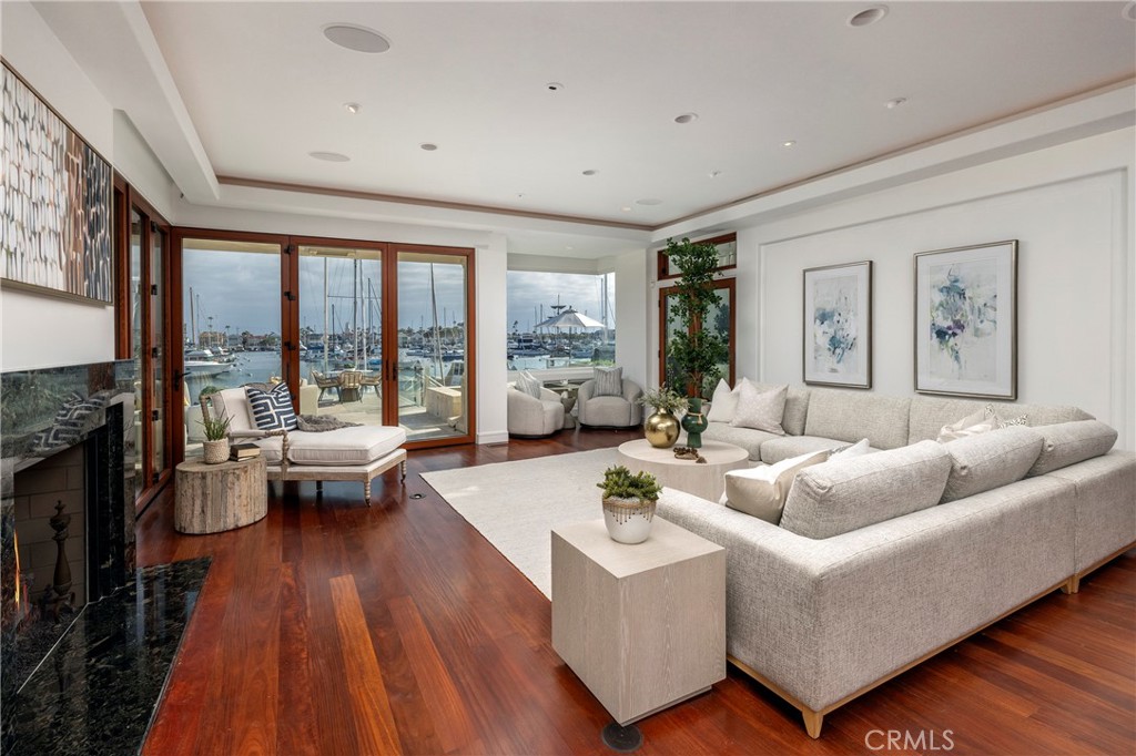 Lido Island (LIDO) - Residential