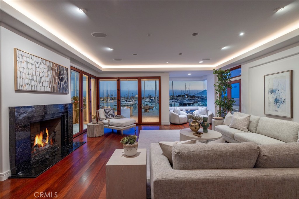 Lido Island (LIDO) - Residential