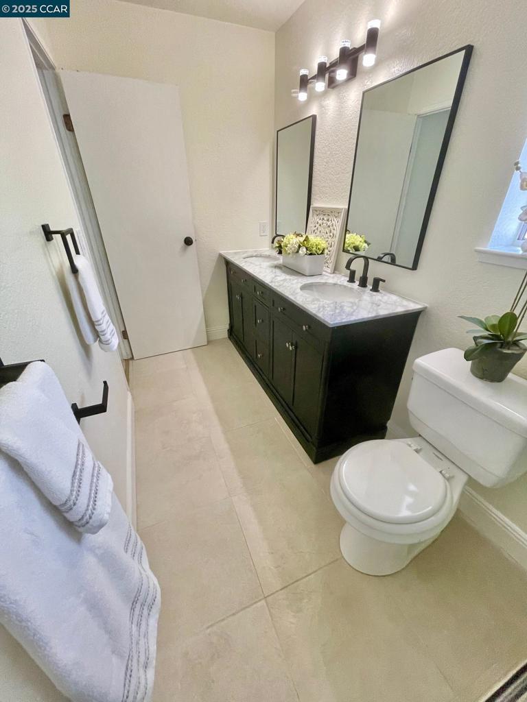 Properties 4 1520 Schenone Ct 12