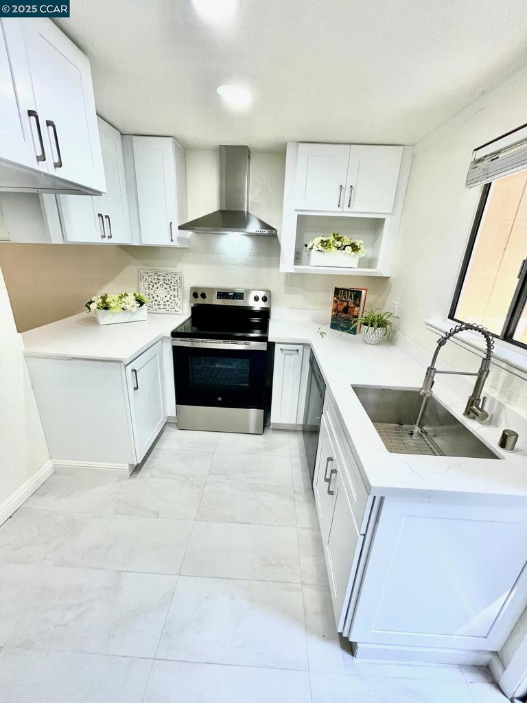 Properties 1 1520 Schenone Ct 12