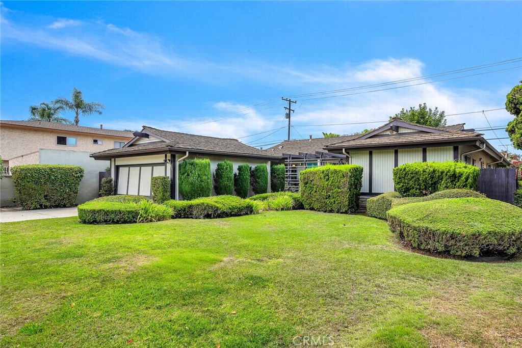 4131 LEVELSIDE AVENUE