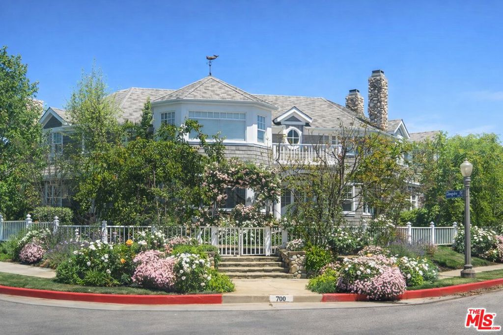 700 Chapala Drive