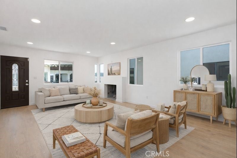 1845 W 66th St, Los Angeles CA 90047