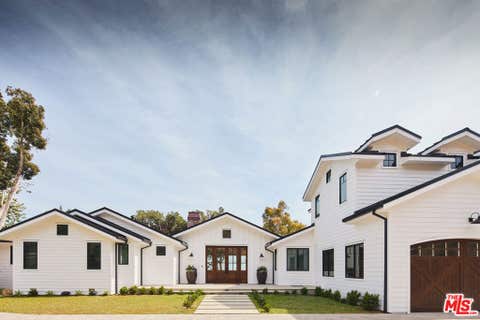 Photo of 5561 Horizon Drive, Malibu, CA 90265 (MLS # 26865717)