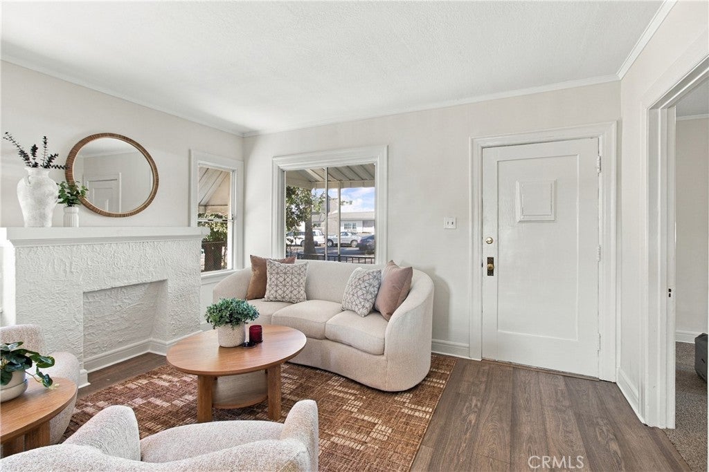 1046 Sonora Avenue
