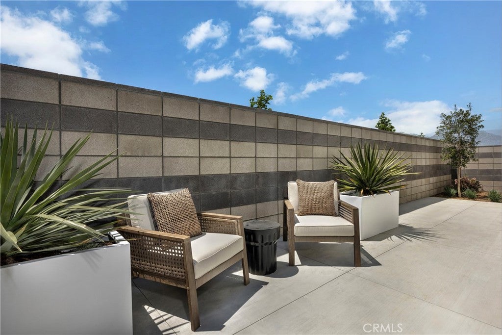 3681 S. Eichler Paseo 7
