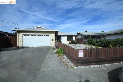 Photo of 828 Grant St ST, Vallejo, CA 94590 (MLS # 41145901)
