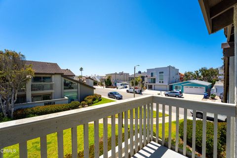 Tiny photo for 3310 Sunset Lane, Oxnard, CA 93035 (MLS # V1-31413)