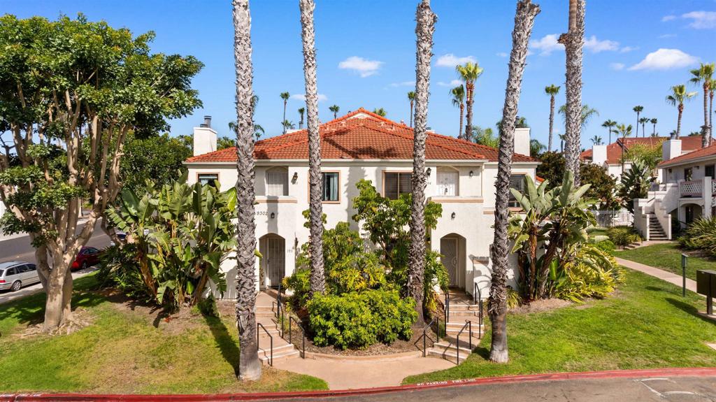 Primary location next to Penaquitos Town Center with access to Westview High School and Mesa Verde Middle School. Lowest priced 3Br 2Ba top level condo with walking distance to the Rancho Penasquitos library branch, YMCA, shopping center, and black mountain state park. The home is a corner unit with an in-unit laundry room featuring a full-size stackable washer and dryer, vaulted ceilings, fresh paint, stainless steel appliances, quartz countertops, updated fixtures, a walk-in master closet, and a fireplace with relaxing views from the balcony. There are two available parking spaces, with one of them that comes with storage. Enjoy the best schools in the renowned Poway School District, with easy access to 56 freeway and bike trail. Wonderful HOA amenities that includes 4 pools, 4 hot tubs, recreation center, BBQ areas, landscaping and streams within the well-maintained complex. Low HOA dues and no Mello-Roos. Don't miss out this rare gem by scheduling a viewing!
