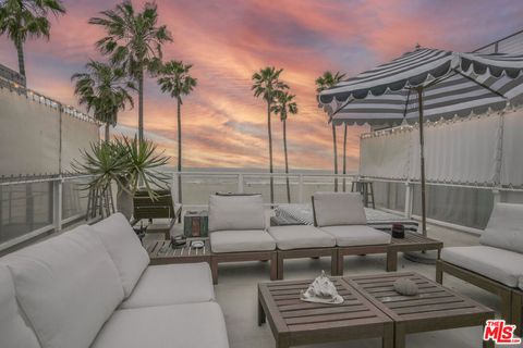 Photo of 2909 Ocean Front Walk, Venice, CA 90291 (MLS # 26836913)