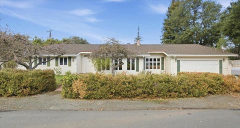 915 Berry Avenue Los Altos CA 94024