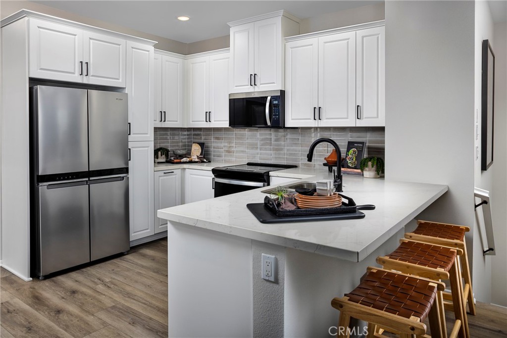 3945 E. Kenyon Paseo