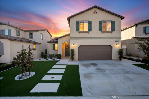 Photo of 1157 Blackbrush Way, Banning, CA 92220 (MLS # PW25270683)