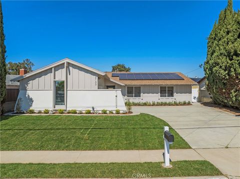 Photo of 2133 Cochran St, Simi Valley, CA 93065 (MLS # SR26045466)