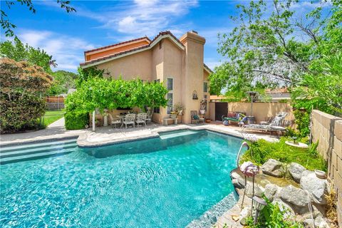 Photo of 39884 Golfers Drive, Palmdale, CA 93551 (MLS # SR25105932)