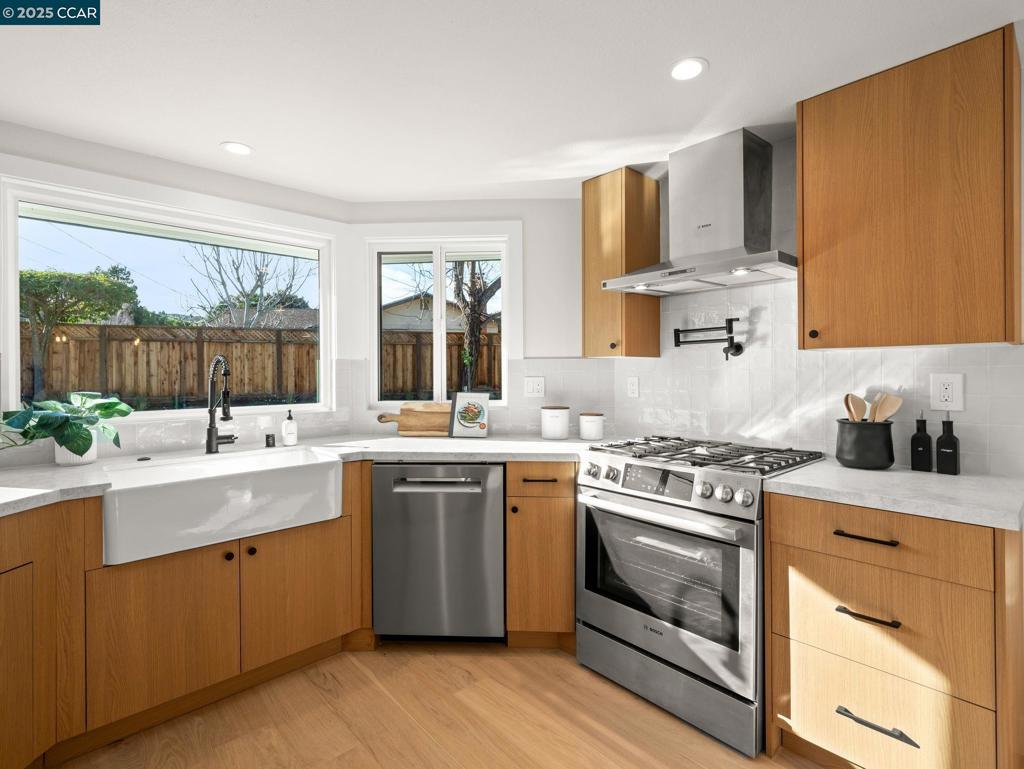 WEST SIDE DUBLIN - Residential