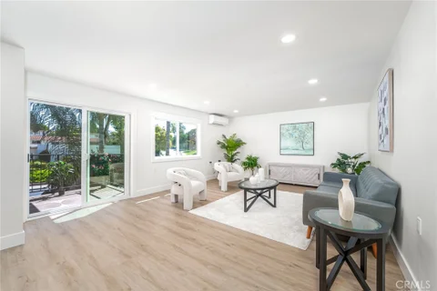 MLS: OC26205020