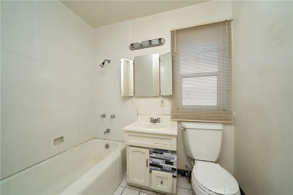 Long Beach, California 90807, United States, 2 Bedrooms Bedrooms, ,2 BathroomsBathrooms,Residential,Active,178694