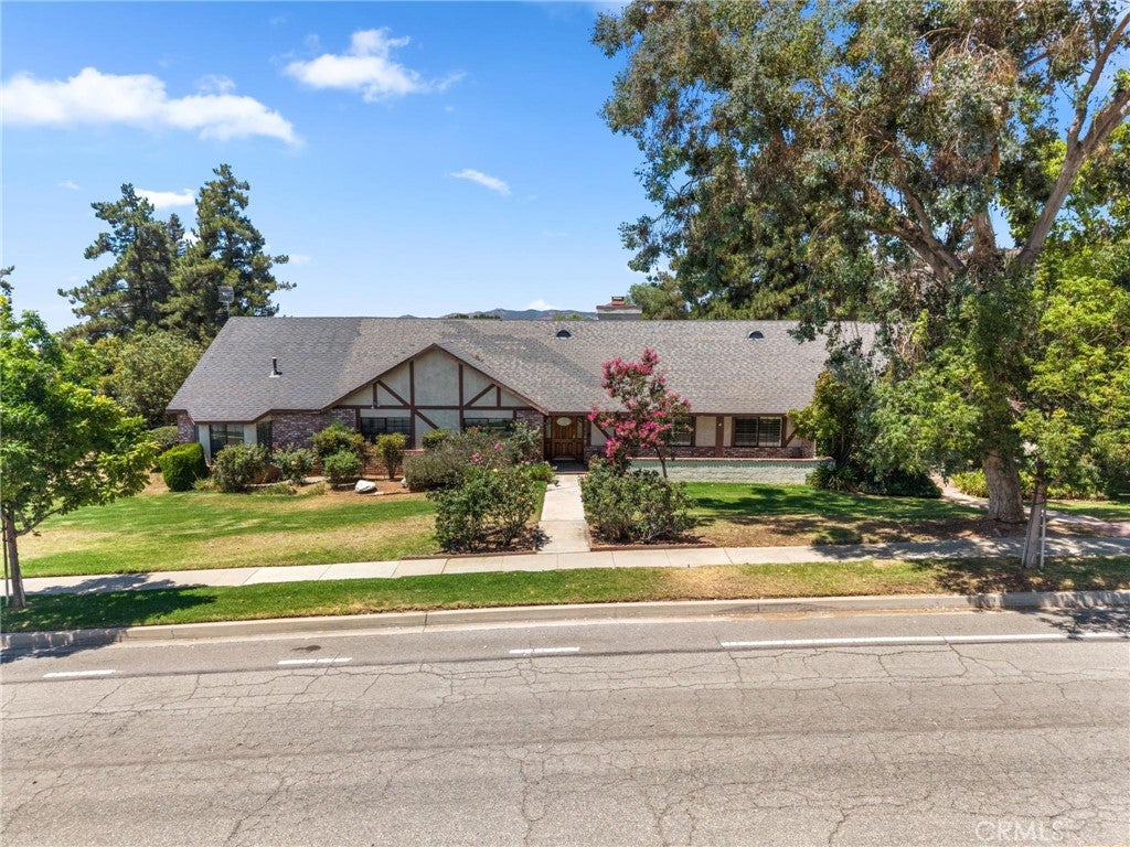 13195 Serape Court