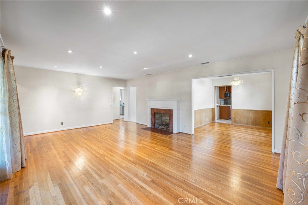 1207 Graynold AVE, Glendale CA 91202
