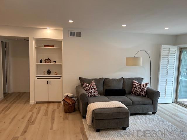 Tierrasanta - Residential