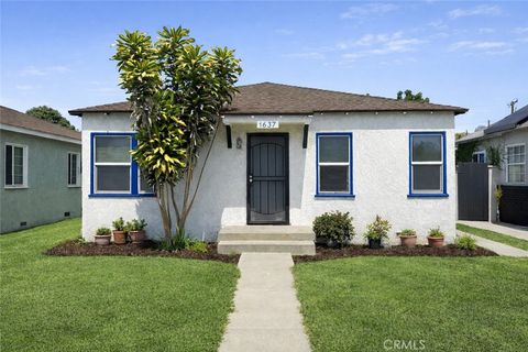 Photo of 1637 E Poppy Street, Long Beach, CA 90805 (MLS # PW26080450)