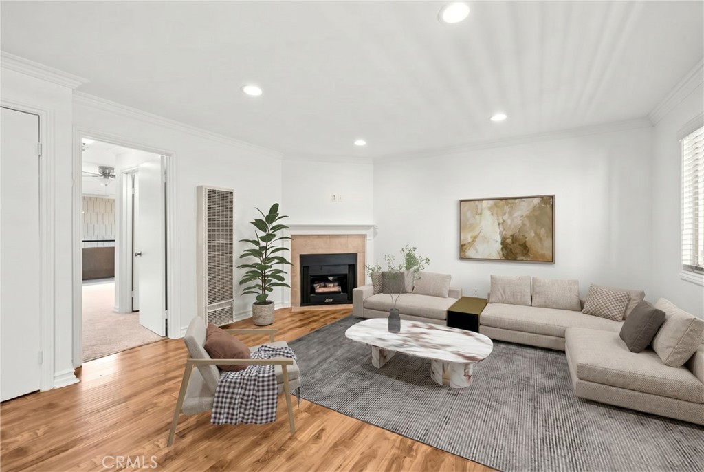 3529 E Broadway 2