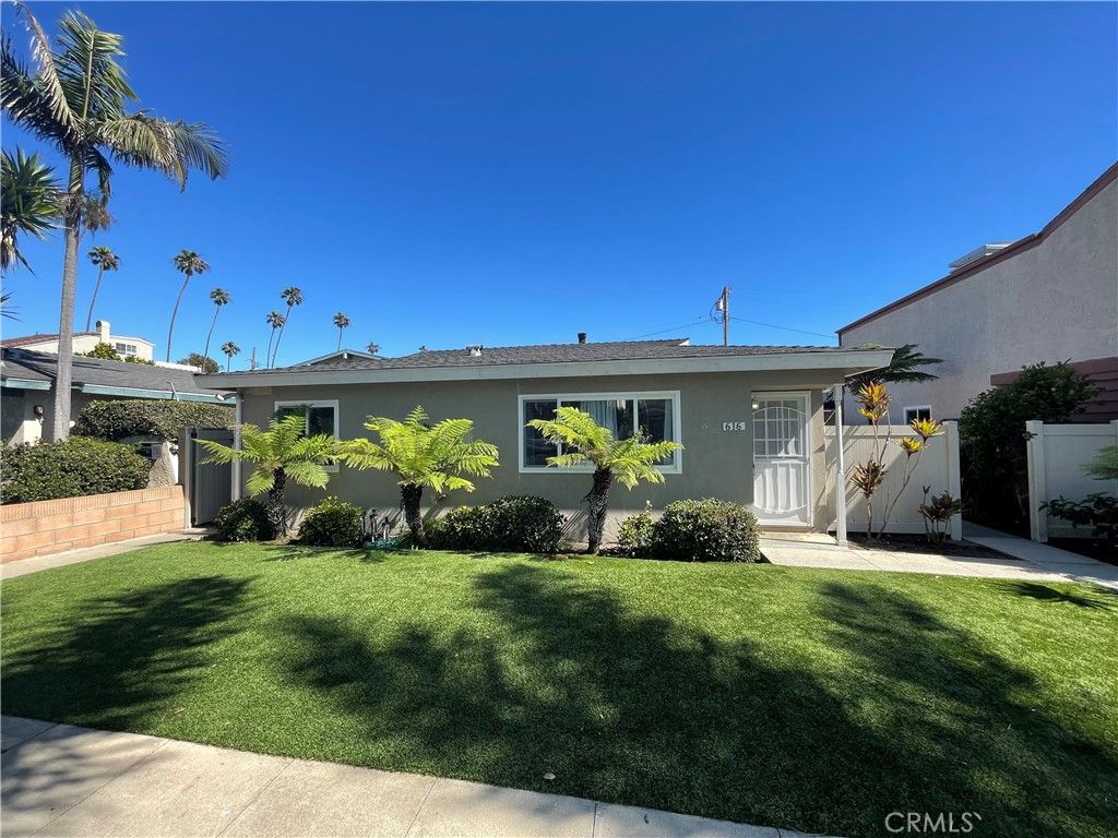 Photo of 616 15th St, Huntington Beach, CA 92648 (MLS # OC26064493)