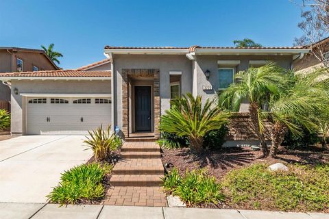 Photo of 3722 Bergen Peak Place, Carlsbad, CA 92010 (MLS # NDP2602770)