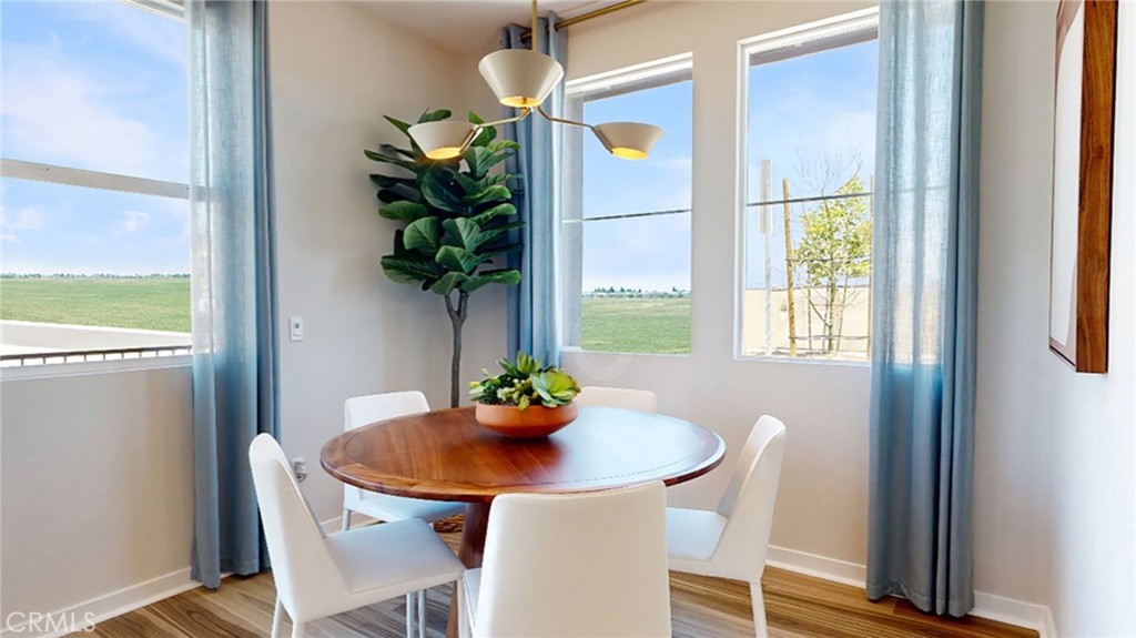 2824 E Schumacher Paseo
